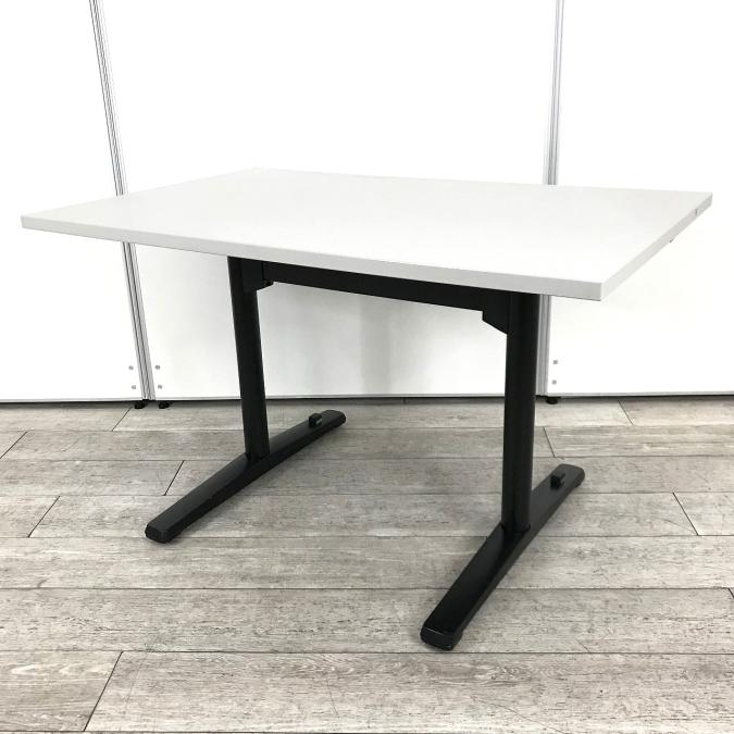 【☆天板が畳めて便利に使えます！】■オカムラ製　ライブスシリーズ　ミーティングテーブル　W1200×D750×H720mm　キャスター付
                        ライブス
                                    中古
            