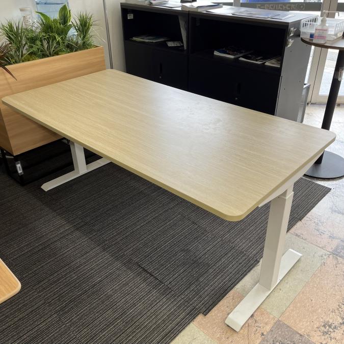 中古】 関家具 昇降デスク 465702 - 中古オフィス家具なら
