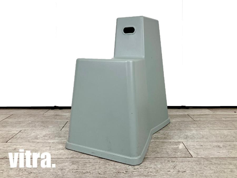 vitra/ヴィトラ　Stool-Tool / スツール ツール　コンスタンチン・グルチッチ　ライトグレー
                        その他シリーズ
                                    中古
            