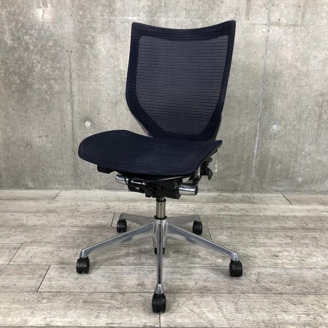 現品限り！【通気性バツグンな背もたれ・座面メッシュのワンランク上の快適チェア！】■オカムラ（okamura）　バロン　メッシュ　ローバック　　肘無　■ネイビー 【関東倉庫在庫品】【社内使用欄：TOC】【弊社使用欄：A00908176】
                        バロンメッシュチェア
                                    中古
            