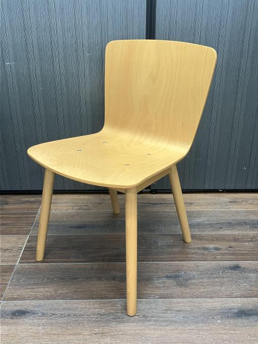 【在庫入替SALE品】【オカムラ　ライブスチェア】オシャレなチェア　カフェのような雰囲気を演出！！
                        ライブス
                                    中古
            