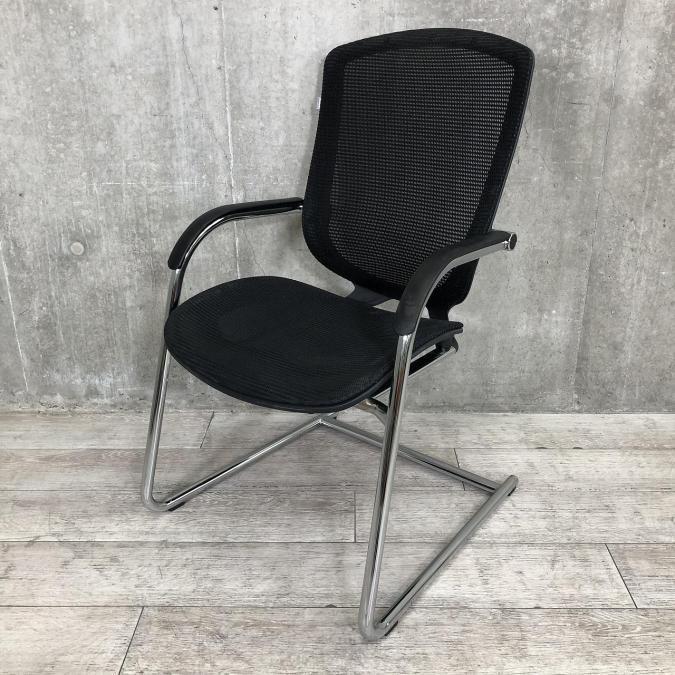 【オカムラの大人気シリーズのミーティングチェア！】■オカムラ（okamura）　コンテッサ　ミーティングチェア　■カンチレバー脚　■ブラック【ゆったりとした流麗なデザインが印象的】
                        コンテッサチェア
                                    中古
            