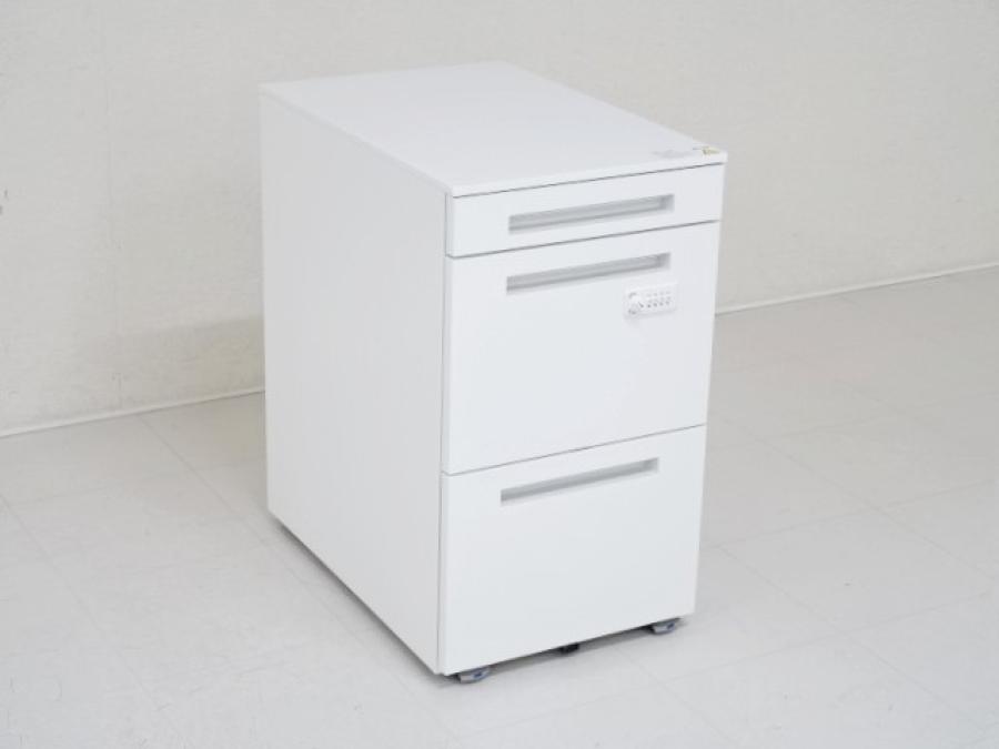 【地方倉庫在庫品】【ダイヤル錠で紛失防止！】【RA】
                        CZR
                                    中古
            