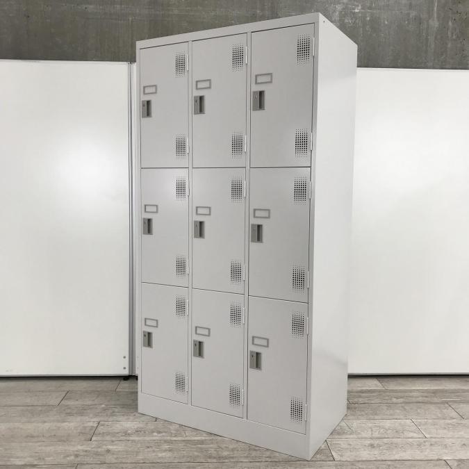 【増員・入替や従業員の多い会社様に大人気！多人数用9人更衣ロッカー(3列×3段)入荷！小物・シューズロッカーなど使い方様々！】■豊国　TLKロッカー　9人用更衣ロッカー　■グレー　■シリンダー錠【弊社使用欄：A00962873】
                        TLKロッカー
                                    中古
            