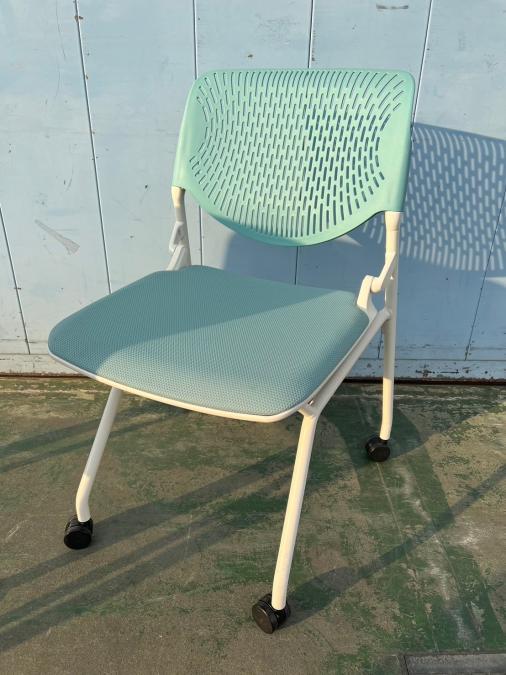 【福岡倉庫在庫】オカムラのミーティングチェア/ネスティングチェア【ルナ】が入荷しました！【福岡オフィス家具】【福岡中古家具】【中古事務什器】【中古チェア】【中古椅子】
                        ルナ
                                    中古
            