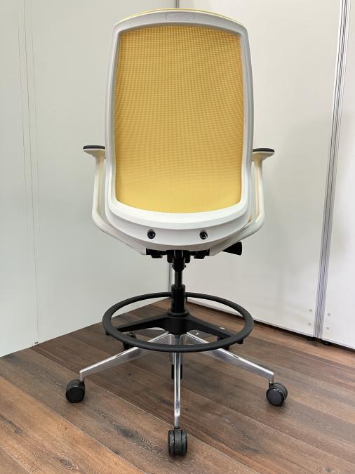 中古】ニンバスチェア ウチダ/UCHIDA 肘付ハイバックチェア 中古】ニンバスチェア ウチダ/UCHIDA 肘付ハイバックチェア
