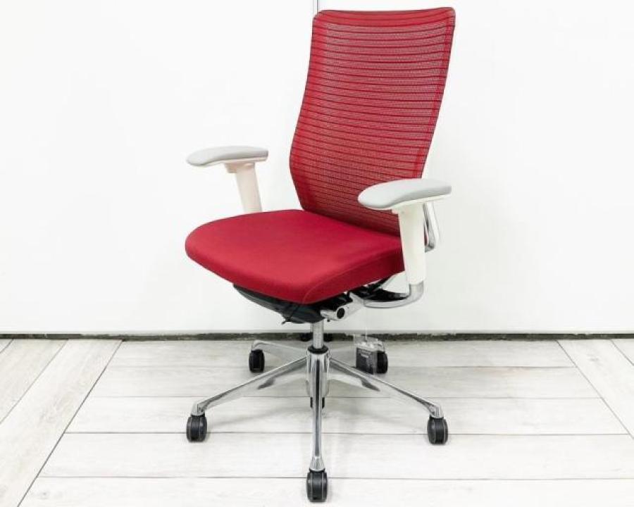 【重厚感とシックさが溢れる・オフィスに調和するデザイン性と機能！】■オカムラ製　コーラル シリーズ (Choral)　■ハイバック　肘付き　背面メッシュ　■色：レッド×ホワイトフレーム　【弊社使用欄：A00958646】
                        コーラルメッシュ
                                    中古
            