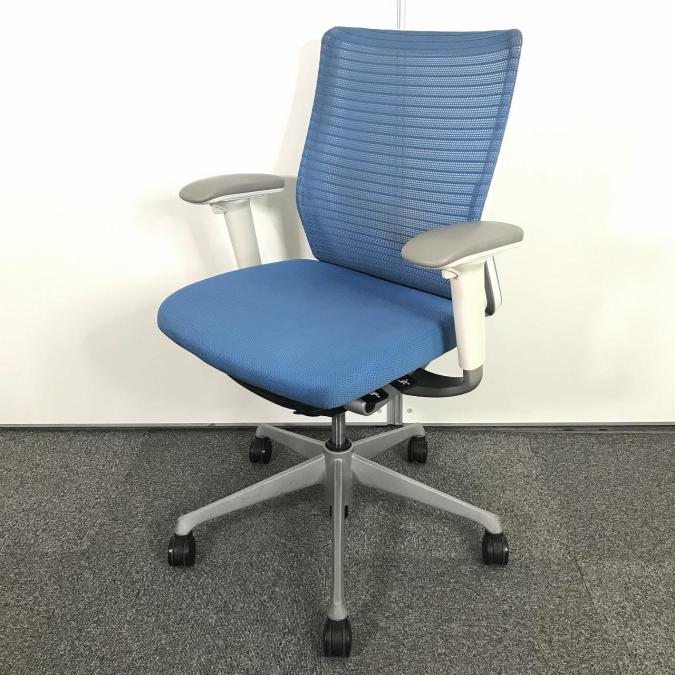 【在庫入替セール品！】【しっかりクッションで身体をサポート！高機能で長時間のデスクワークも快適！】■オカムラ　コーラルチェア (Choral)　可動肘付　ミドルバック　メッシュ　■アクアブルー
                        コーラルチェア
                                    中古
            