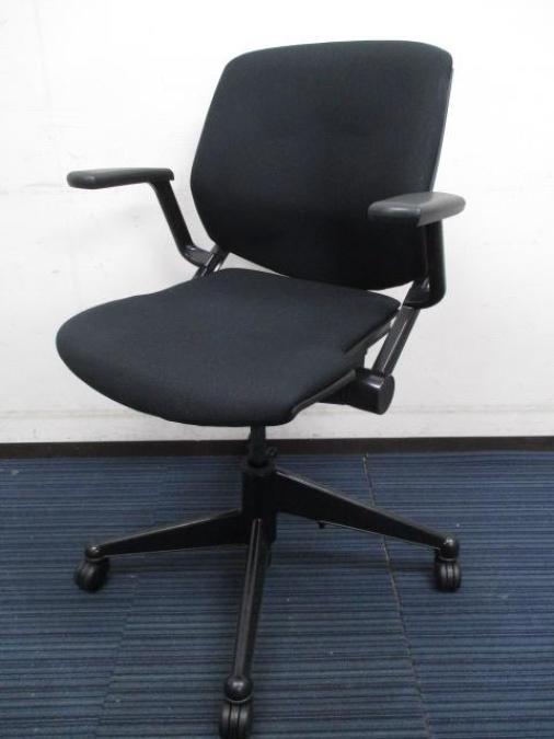 【レア！】◆スチールケース　カートチェア　ネスティングチェア　/　会議　/　フレッシュスペース　/　簡易　/　研修　/　昼休憩　/　カフェ　/　格安　/　中古　/　半導体
                        カート
                                    中古
            