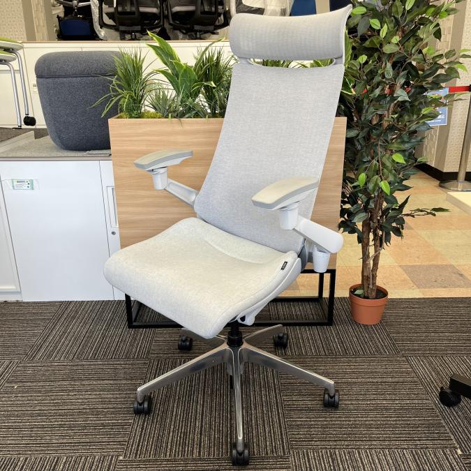 【デザインと機能の二刀流！】イトーキ　ITOKI　アクト　Act　オフィスチェア　チェア　ランバーサポート　メッシュ　ヘッドレスト　レア　肘付　事務イス　中古　福岡　佐賀　長崎　大分　熊本　宮崎　鹿児島　沖縄　九州
                        アクト メッシュ アルミ
                                    中古
            