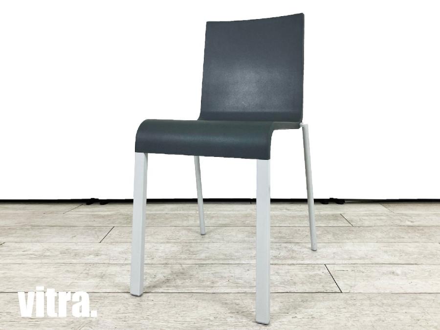 vitra/ヴィトラ　03 / ゼロスリー　ダークグレー　マールテン・ヴァン・セーヴェレン
                        その他シリーズ
                                    中古
            