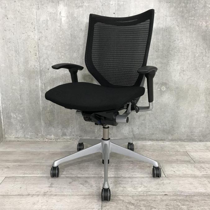 【2脚限定】【在庫入替特価】【ベストなポジションが得られる先進設計！】■オカムラ製　バロンチェア　(Baron)　■ローバック　可動肘付　背面メッシュ　■ブラック　■美しいフォルム！上質で快適な座り心地！【良い椅子は腰を守る投資です！】
                        バロンチェア
                                    中古
            