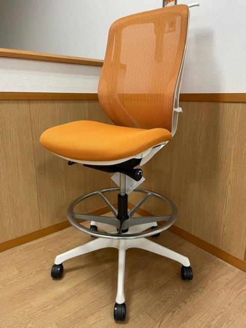 【西】【西店撮影商品】【24⑨】【在庫入替セール】【訳アリ商品】【限定1脚！人気オフィスチェアのカウンターチェア仕様！！】オカムラ製　シルフィー　オレンジ　ハイバック　ハイチェア【天神ビッグバン】【天神BBB】【博多コネクティッド】【博多コネクティッドボーナス】
                        シルフィー
                                    中古
            