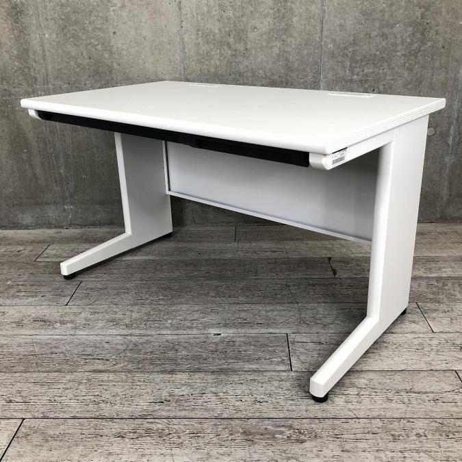 大人気・定番シリーズ！　平机　W1200 　イトーキ/CZ/ホワイト
                        CZデスク
                                    中古
            