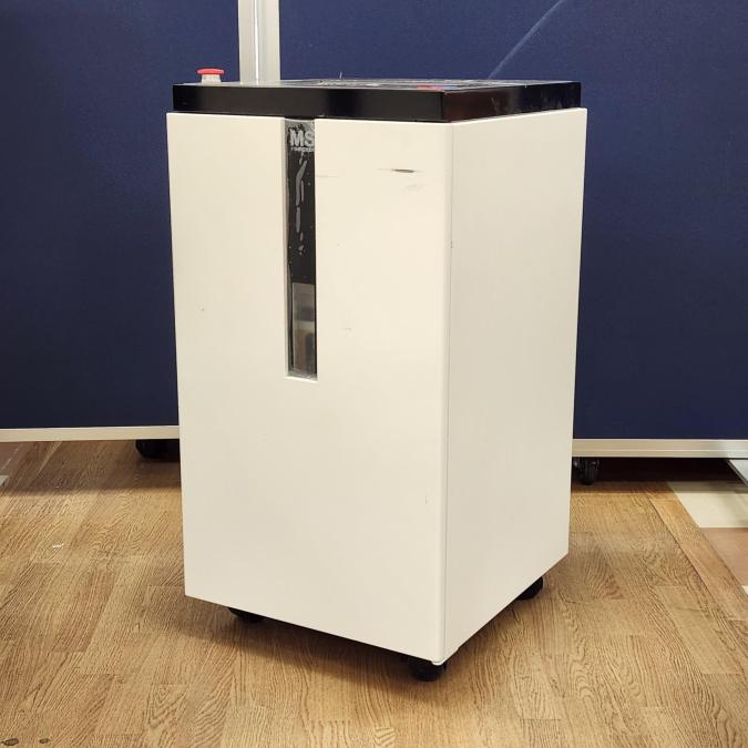 【西】【福岡西店撮影】【訳アリ商品】【限定1台！ロングセラーシリーズのカタログ現行種！！】明光商会　PD-F65P-LM　最大裁断枚数65枚のハイスペックモデル【天神ビッグバン】【天神BBB】【博多コネクティッド】【博多コネクティッドボーナス】
                        MSシリーズ
                                    中古
            