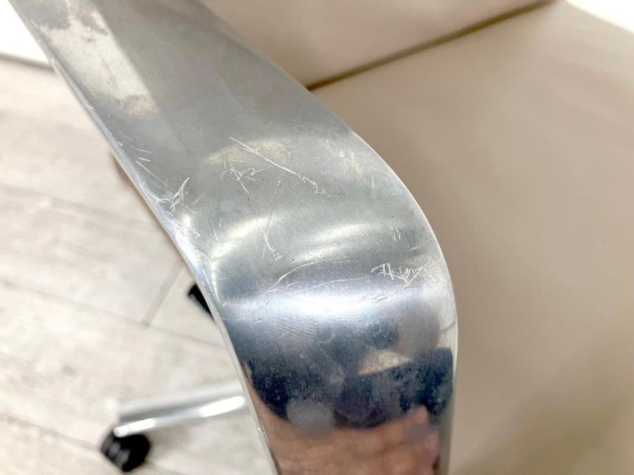 中古】 Wilkhahn/ウィルクハーン 肘付ミドルバックチェア 472414 中古】 Wilkhahn/ウィルクハーン 肘付ミドルバックチェア 472414