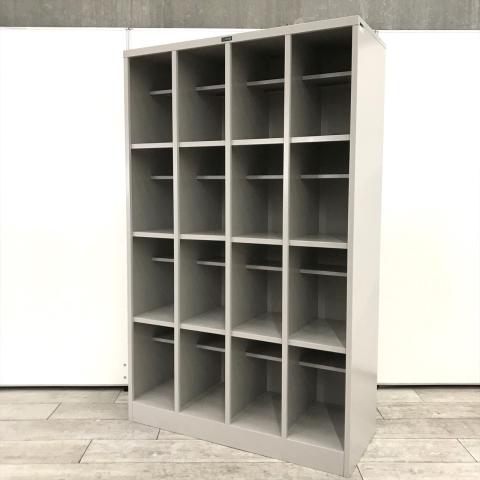 ☆中古品 イトーキ(ITOKI) 売れ筋 24人用ジュースBOX(ロッカー)☆