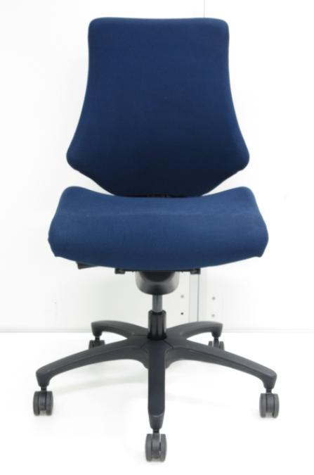 【中古】エフクロス イトーキ/ITOKI 肘無ローバックチェア 473293 - 中古オフィス家具ならオフィスバスターズ