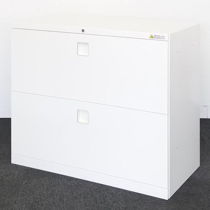 【4台限定】窓下のデットスペースに最適なキャビネット入荷しました！中古　キャビネット　両開き　ホワイト　オフィス　収納庫　オカムラ　レクトライン　945　H775　天板付き
                        レクトライン
                                    中古
            