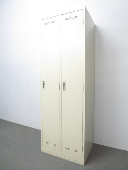 LION製の2人用更衣ロッカーが入荷しました！
                        レオ
                                    中古
            