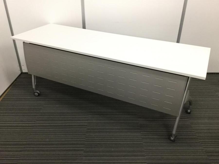 【収納できるテーブル】イトーキ　サイドスタックテーブル【福岡オフィス家具】【福岡中古家具】【中古事務什器】【中古チェア】【中古椅子】
                        その他シリーズ
                                    中古
            