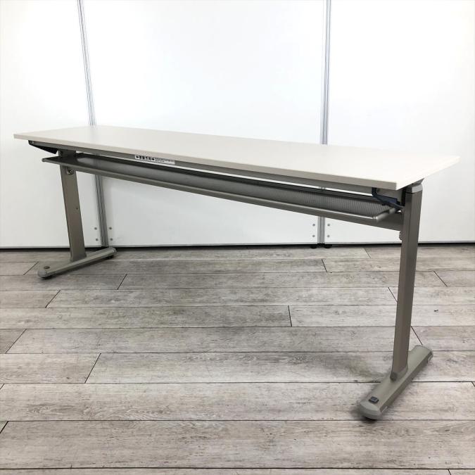 【フレキシブルに活躍する便利アイテム！】■コクヨ製　サイドスタックテーブル　W1800×D450×H700mm　幕板無・棚付
                        KT-700
                                    中古
            