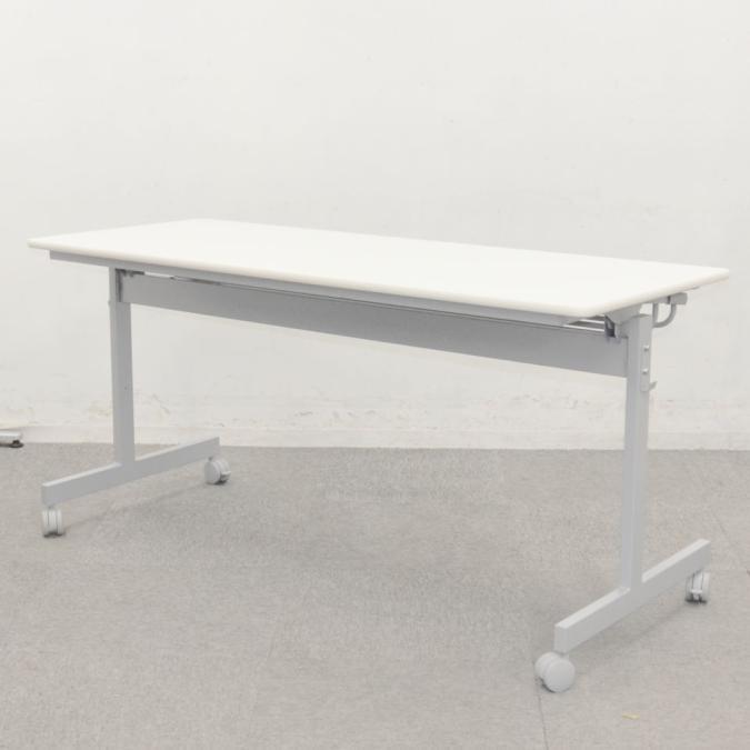 【在庫入替セール】【新古品のサイドスタックテーブルが10台緊急入荷！】サイドスタックテーブル　ホワイト　綺麗　新古品　会議用　セミナー用　キャスター付き　折り畳み
                        その他シリーズ
                                    新古品
            