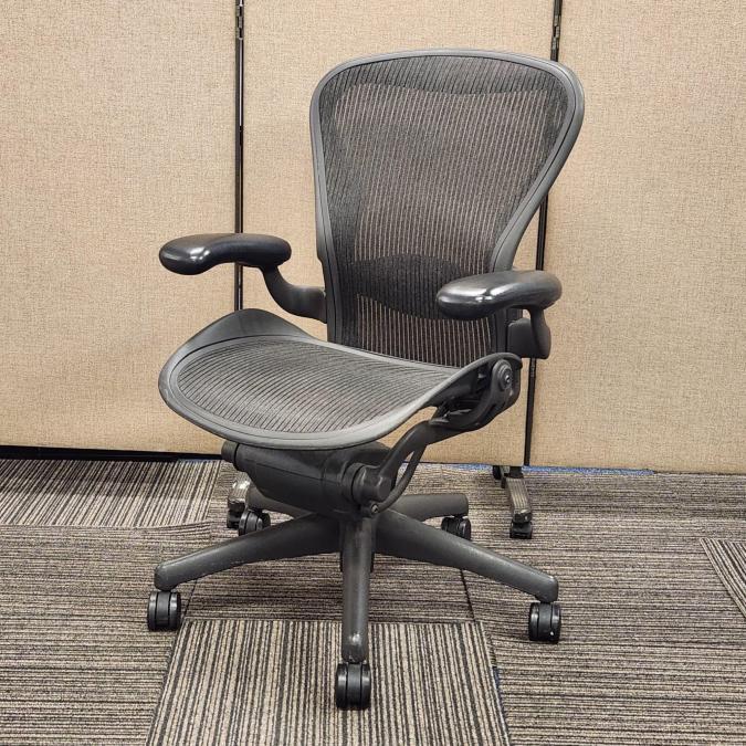 □ハーマンミラー□Aeron/アーロンチェア□Bサイズ/フル装備□高