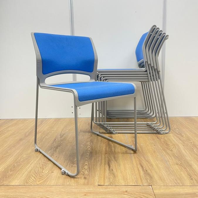 【6脚セット】オカムラ製　リットシリーズ　ブルーカラー　スタッキングチェア！！
                        リット
                                    中古
            