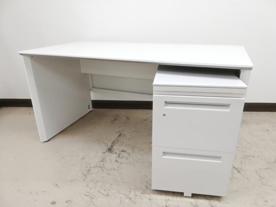 【入替セール】【横幅1600mm】パネル脚タイプの大型デスク！内田洋行/アルセナ/ホワイト/デスク＋ワゴンセット
                        アルセナ
                                    中古
            