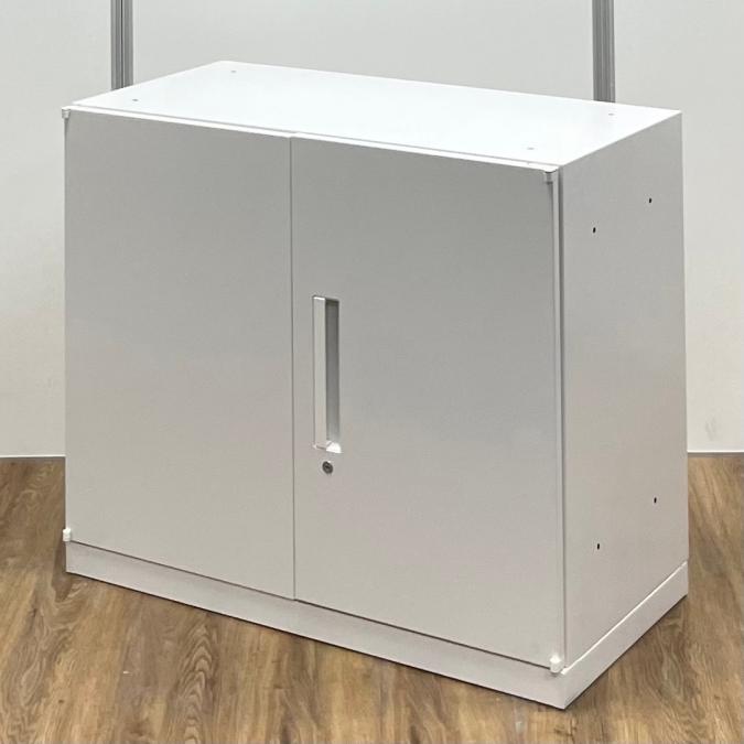 【商品入替のため、残り2台限り】ウチダ製　HSシリーズ　人気ホのワイトカラー　H760サイズ　両開き書庫！！
                        HSシリーズ
                                    中古
            