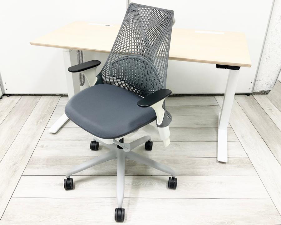 【セット商品（デスク×１台/チェア×１脚）】電動昇降デスク 平デスク オススメ(おすすめ) 大人気 ・Okamura/オカムラ ・Swift/スイフト ※横浜本店撮影画像※
                        Swift
                                    中古
            