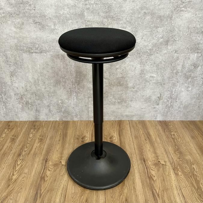 【シンプルなスツール！】メーカー品　オカムラ　Okamura　ピルエット　格安　高品質　チェア　オフィスチェア　ワークチェア　スツール　丸椅子　椅子　事務椅子　姿勢　福岡　佐賀　長崎　大分　熊本　宮崎　鹿児島　沖縄　九州
                        ピルエット
                                    中古
            