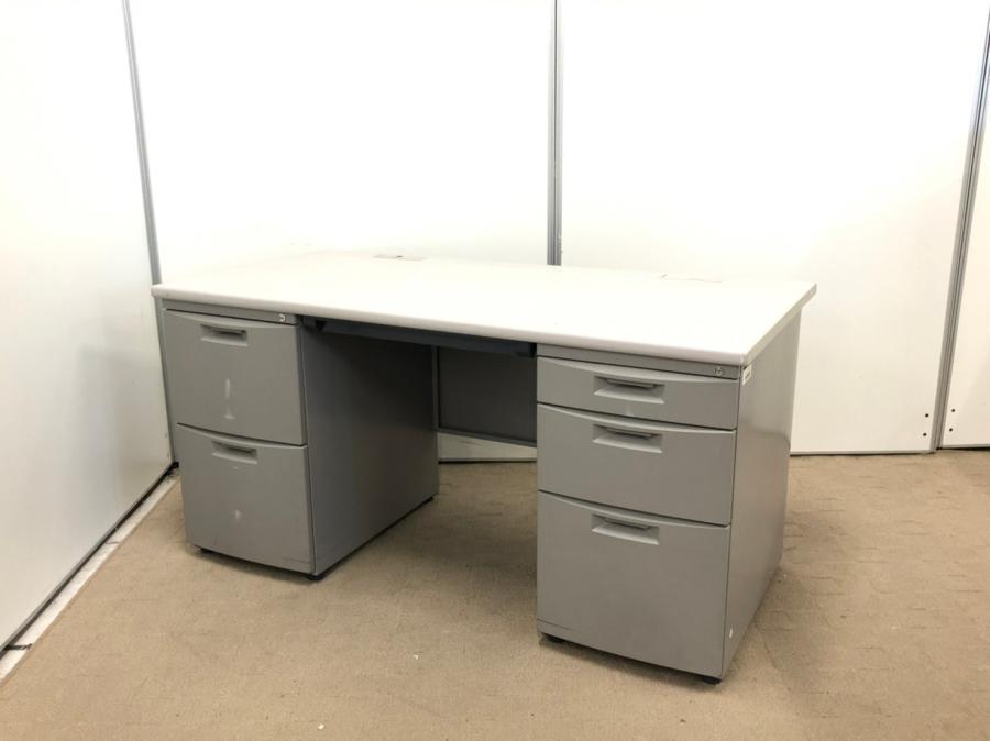 【在庫入替セール】【4台入荷！】上長席に使われる定番商品！収納がたっぷりあるのが最高です！
                        CZN デスク
                                    中古
            