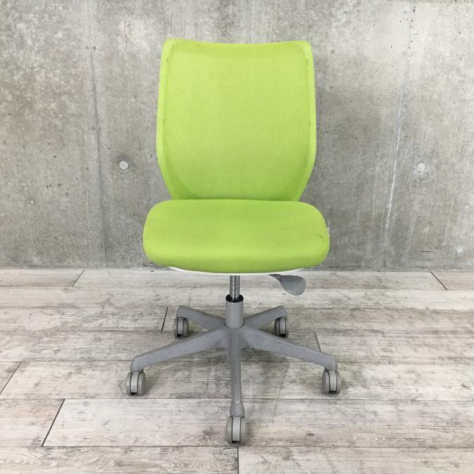 【中古】CG-M メッシュ オカムラ/okamura 肘無ローバックチェア 476551 - 中古オフィス家具ならオフィスバスターズ