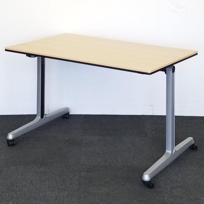 【1台入荷！！】高品質で高機能なテーブル入荷！中古　テーブル　オフィス　会議　ミーティング　オカムラ　インターアクトMT　キャスター　ストッパー付き　1275
                        インターアクト MT
                                    中古
            