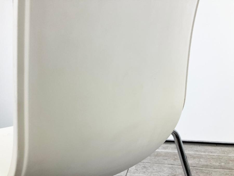 在庫処分】Vitra HALTube ホワイト 座パッド付 グレー