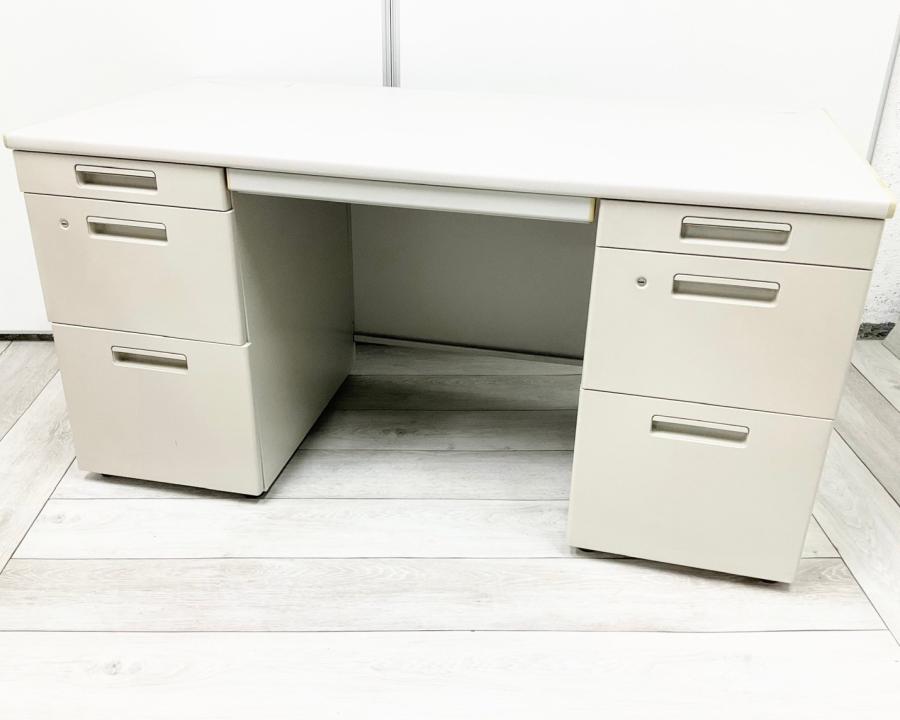 【訳アリ品(ひび割れ:有/日焼け:有)】両袖机 両袖デスク オススメ(おすすめ) 大人気 ・KOKUYO/コクヨ ・BS/ビーエス ※横浜本店撮影画像※
                        旧BSシリーズ
                                    中古
            