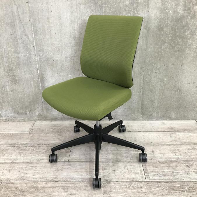 【在庫入替セール！】【背骨のS字形状にジャストフィット！】魔法のように売れ続けている定番のオフィスチェア！■コクヨ（KOKUYO）　ウィザード2（wizard）チェア　ローバック　■肘無し　■オリーブグリーン【ナチュラルデスクとの相性抜群！】
                        ウィザード2
                                    中古
            