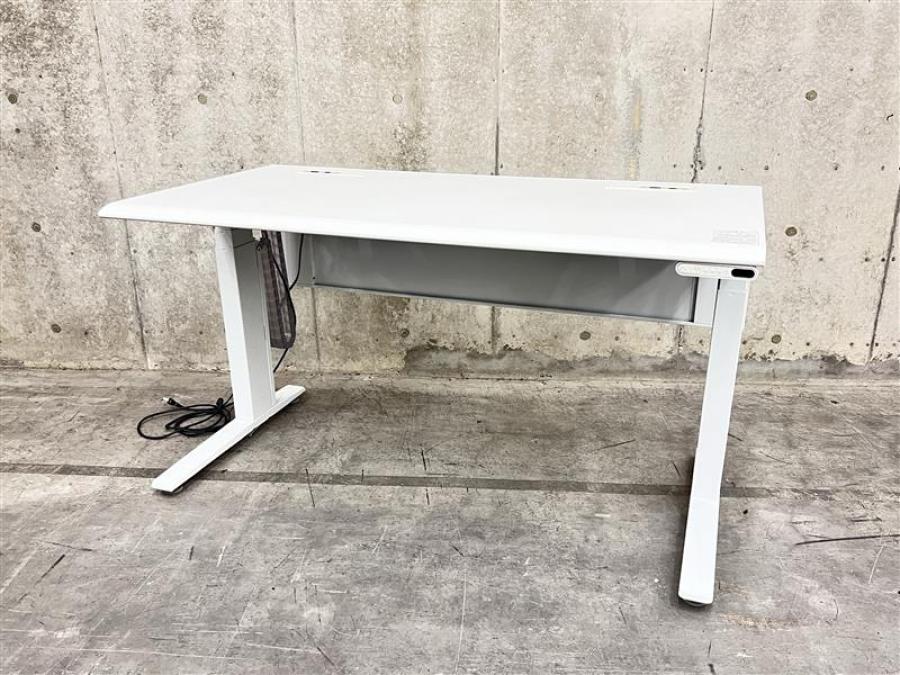 現代オフィスのスタンダード！上下昇降デスク入荷！オカムラ/スイフト/ホワイト■弊社使用欄【A00954317】
                        Swift
                                    中古
            