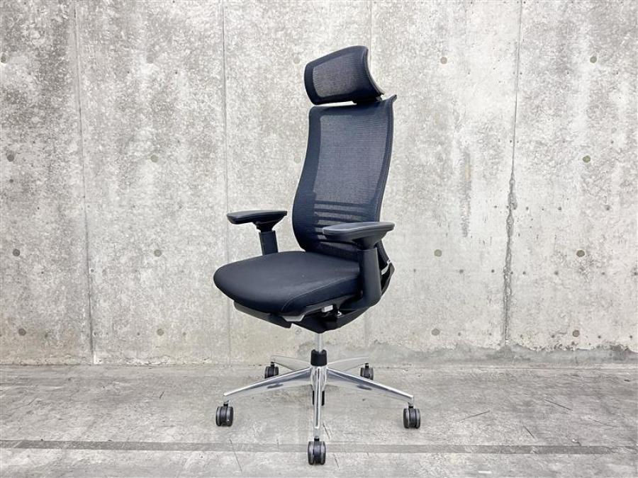 希少なヘッドレスト付きが入荷■コクヨ/ベゼル/ブラック/ヘッドレスト付き
                        ベゼル アルミポリッシュ
                                    中古
            