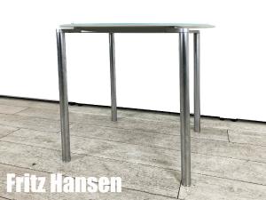 FritzHansen/フリッツハンセン　PLANO/プラーノ 丸テーブル　ガラスTOP 　北欧