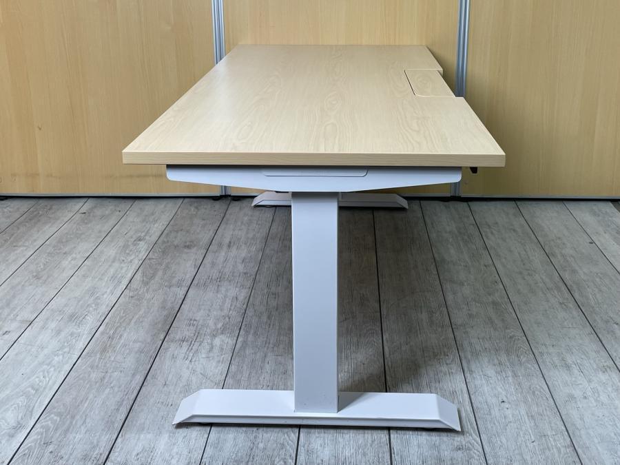 【定価15万】スチールケース steelcase 昇降式デスク　幅1100mm スチールケース 昇降デスク W1575 D700 H710-1150 ホワイト