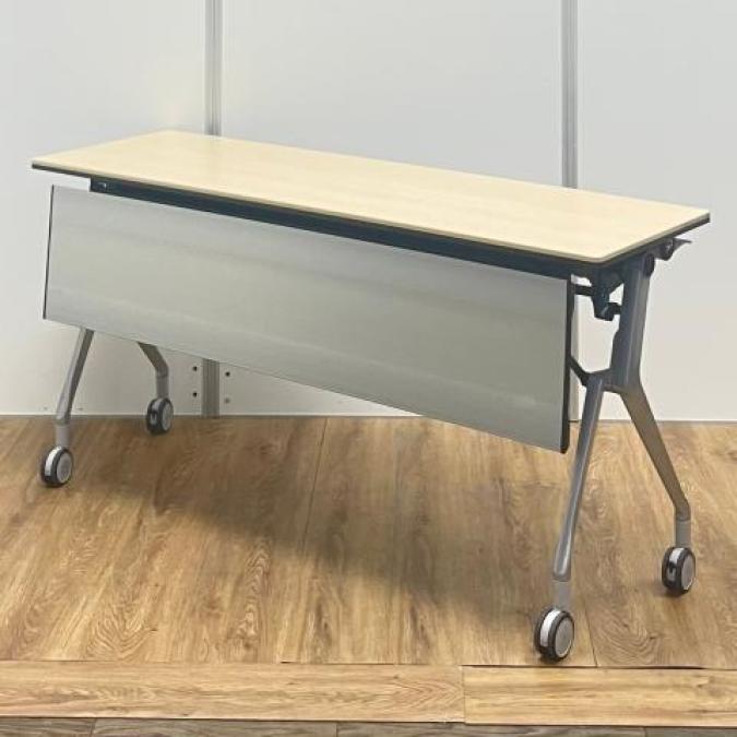 オカムラのサイドスタックテーブル
【インターアクトシリーズ】が入荷しました！
                        インターアクトNT
                                    中古
            