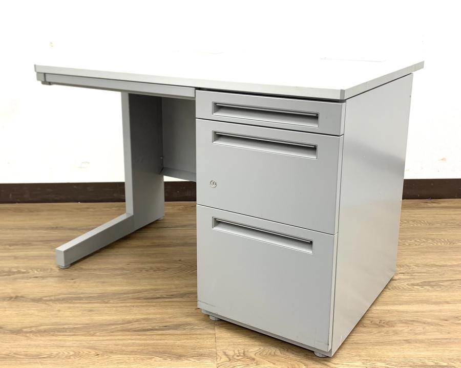 【在庫入替のためお安く！】■ウチダ　フィードシリーズ　片袖デスク　W1000mm　【定番商品がお買い得！】A00909275　減
                        FEED
                                    中古
            