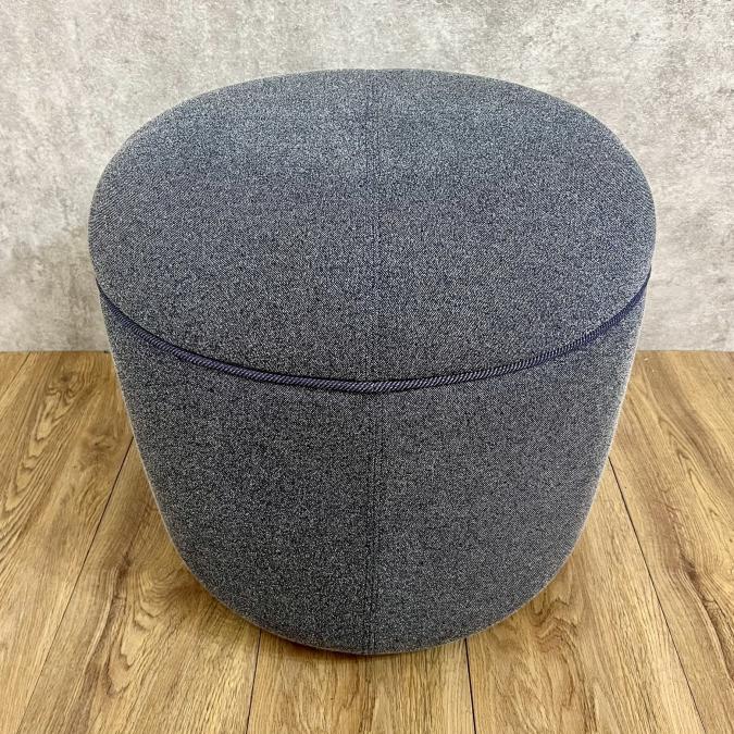 【24/⑨】【在庫入替セール】ま～るいフォルムが可愛らしいデス！　オカムラ　Okamura　ライブス　Lives　格安　高品質　チェア　椅子　事務椅子　丸椅子　スツール　福岡　佐賀　長崎　大分　熊本　宮崎　鹿児島　沖縄　九州
                        ライブス
                                    中古
            