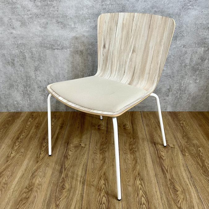 【木目ナチュラルのチェア！】オカムラ　Okamura　ライブス　木目　ナチュラル　受付　エントランス　クッション付き　福岡　佐賀　長崎　大分　熊本　宮崎　鹿児島　沖縄　九州　reasonable
                        ライブス
                                    中古
            