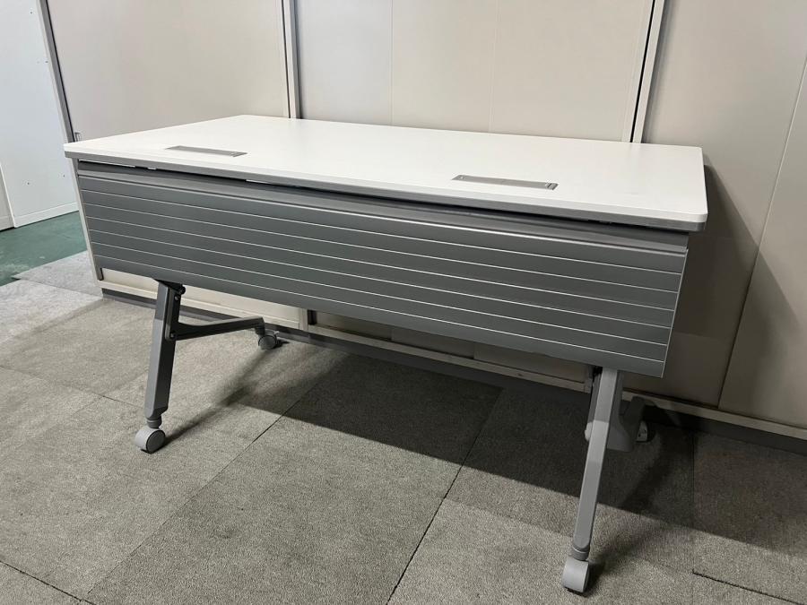 オカムラ製のスタッキングテーブル【カルドー】が入荷しました！
                        カルドー
                                    中古
            