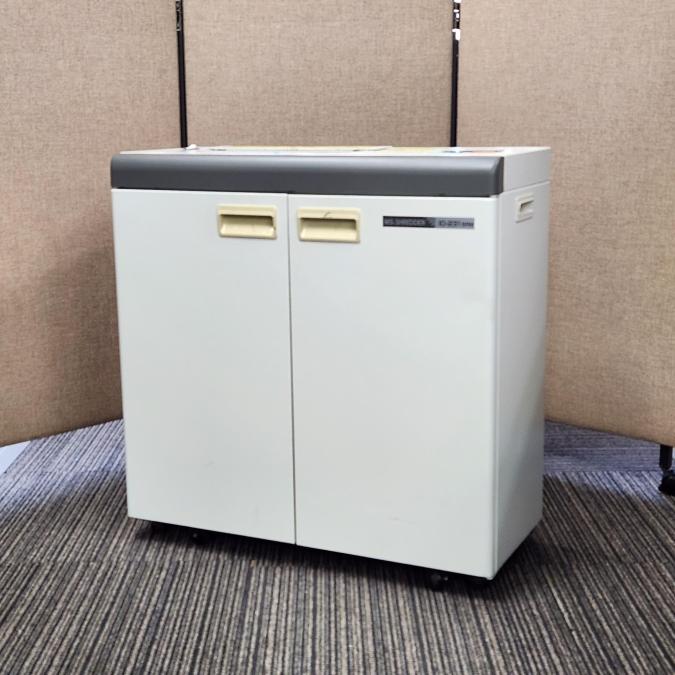 【福岡西店撮影】　明光商会のシュレッダー　【スリムタイプ】切れ味抜群！　レイアウト変更【福岡オフィス家具】【福岡中古家具】【中古事務什器】【中古チェア】【中古椅子】
                        その他シリーズ
                                    中古
            