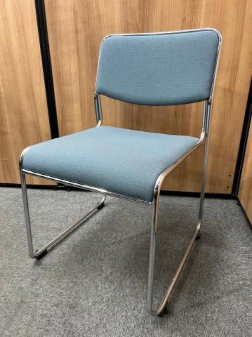 国内メーカー/イトーキ製のスタッキングチェアの人気色/【ライトブルー】が入荷致しました！
                        その他シリーズ
                                    中古
            